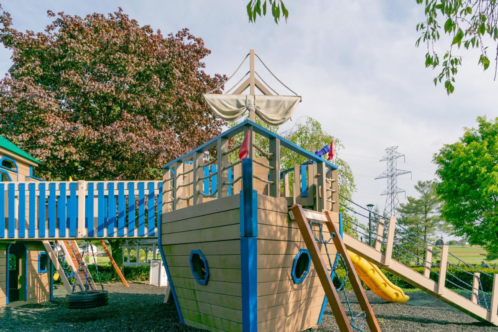 Fulton Steamboat Inn Ronks Kültér fotó