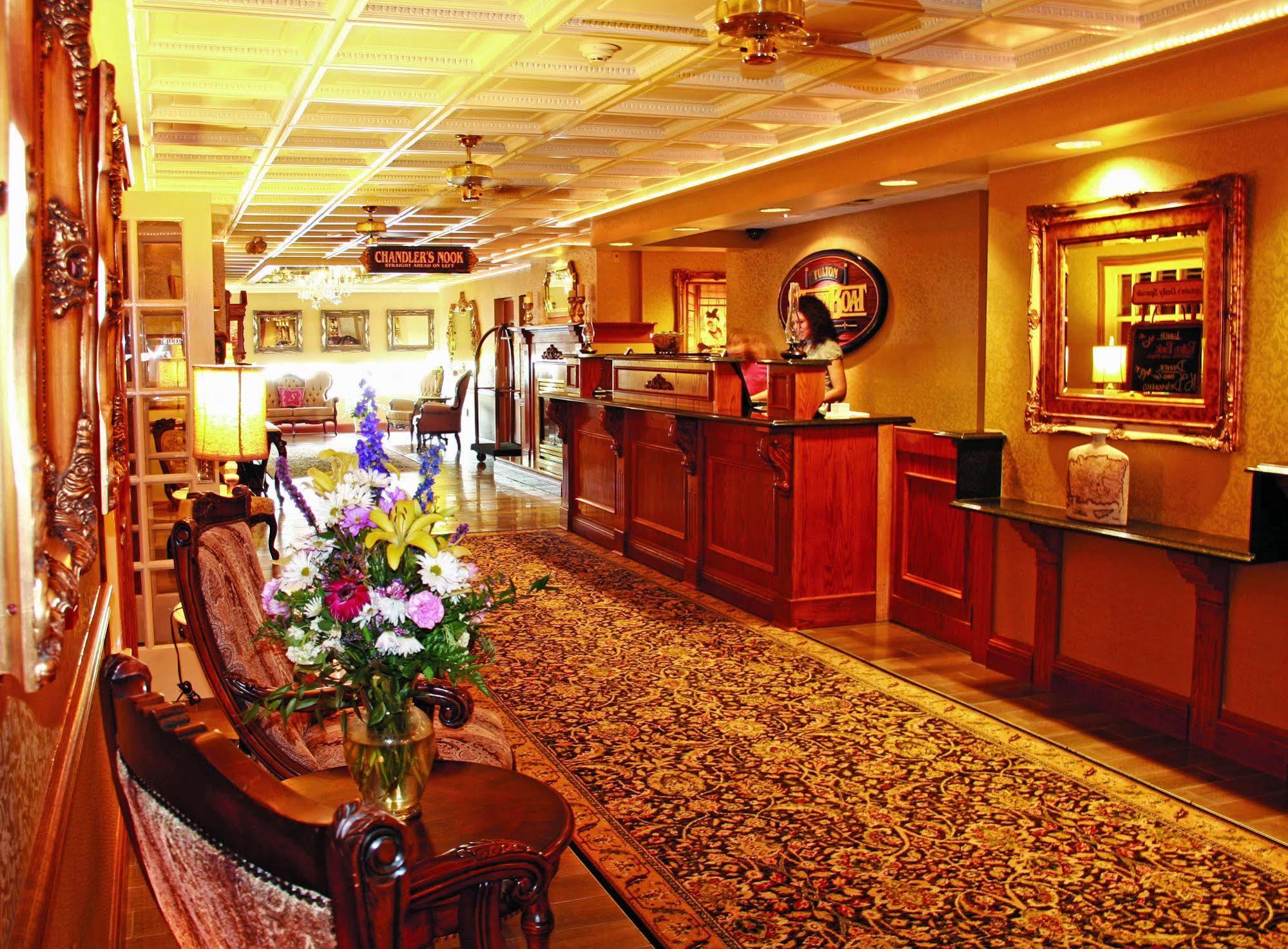 Fulton Steamboat Inn Ronks Kültér fotó